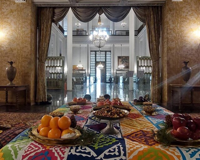 نمایش گنجینهای از کاخ نیاوران برای یلدا