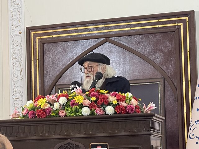 تقدیر از معمار پارک ساعی/ محجوبی مثل ونگوگ پالت خود را دارد