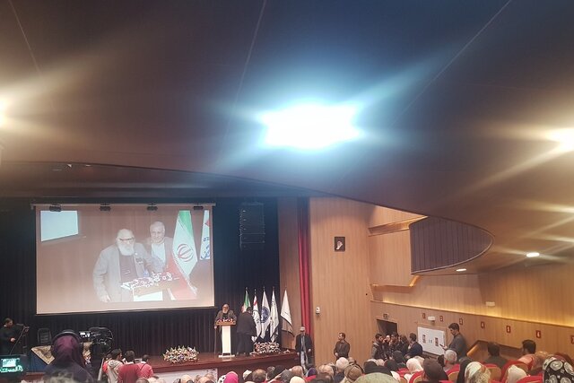 برگزاری بزرگترین گردهمایی هنرمندان پیشکسوت در شب یلدای مهر برگزاری بزرگترین گردهمایی هنرمندان پیشکسوت در شب یلدای مهر