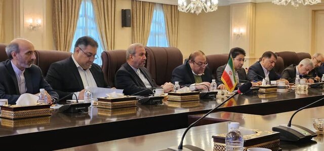 تاکید ایران و عراق بر ضرورت اتصال شبکههای مواصلاتی تاکید ایران و عراق بر ضرورت اتصال شبکههای مواصلاتی