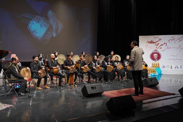 الهیاری: جشنوارهها و جوایز موسیقی باید در ایران توسعه یابند