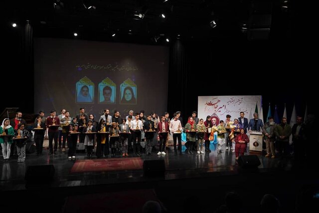 الهیاری: جشنوارهها و جوایز موسیقی باید در ایران توسعه یابند