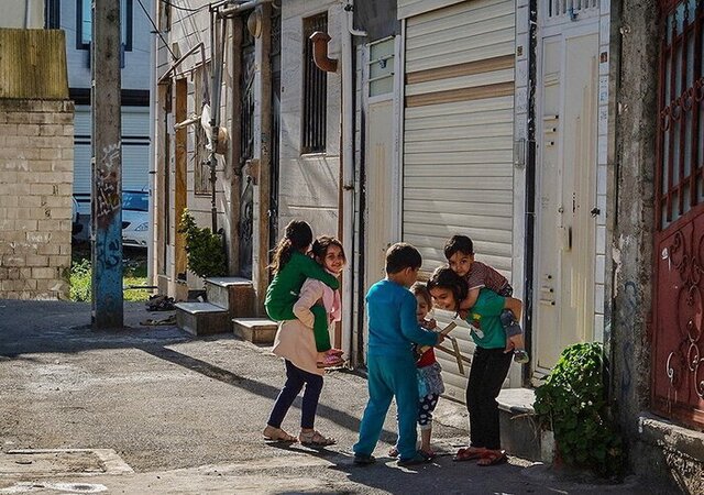 کودکان غرق در مجازی؛ خداحافظی با خالهبازی و گُل کوچیک