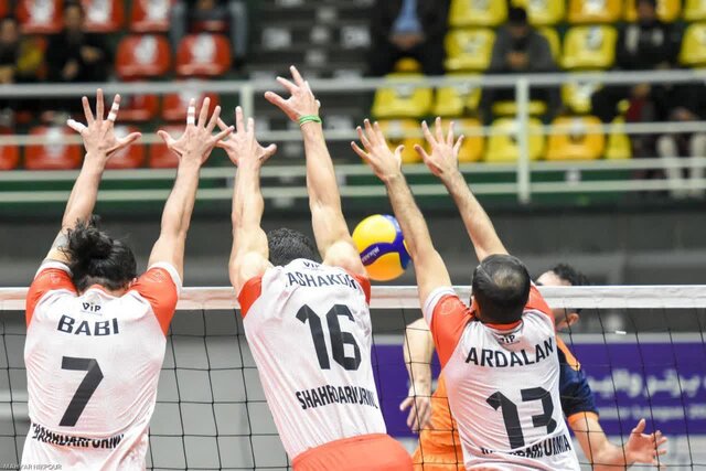 کارسخت دورناها مقابل صدرنشین لیگ برتر کارسخت دورناها مقابل صدرنشین لیگ برتر