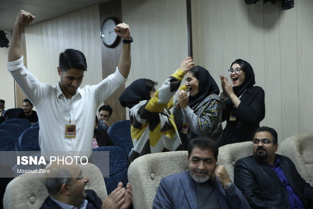 مناظره دانشجویی بستری برای ترویج استدلال علمی در فضایی نقادانه است