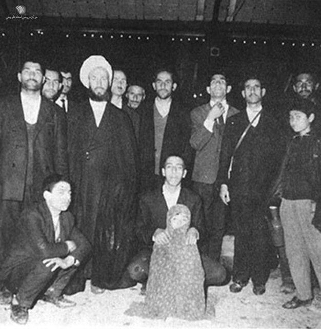 آیتالله حسین غفاری در جمع دوستانش «او» به جرم تقلید نکردن در روغن سرخ شد