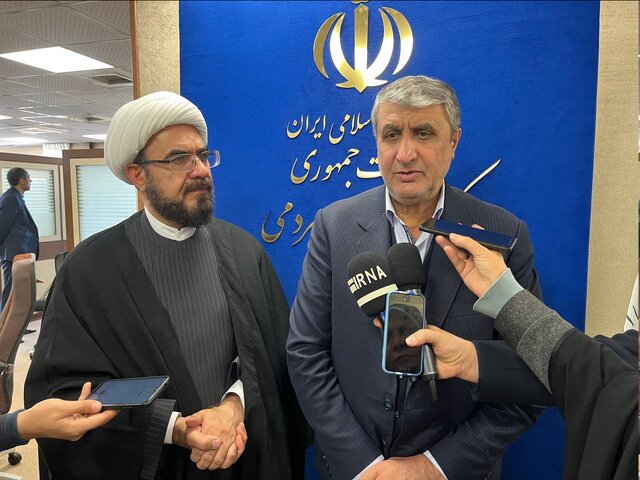 اسلامی: سراسر کشور به لحاظ پرتویی تحت نظارت است/ کارکنان واحد ۲ و ۳ بوشهر به ۵۰۰۰ نفر میرسند اسلامی: سراسر کشور به لحاظ پرتویی تحت نظارت است/ کارکنان واحد ۲ و ۳ بوشهر به ۵۰۰۰ نفر میرسند