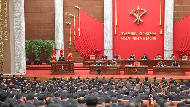 نشست کمیته مرکزی حزب حاکم کره شمالی کیم جونگ اون: ۲۰۲۳ نقطه عطفی بزرگ در تقویت قدرت کرهشمالی است