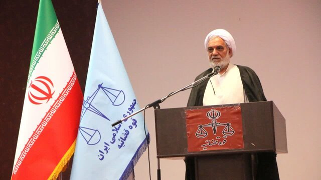 دادستان‌ها با قاطعیت با عوامل و رخدادهای ناامنی برخورد کنند