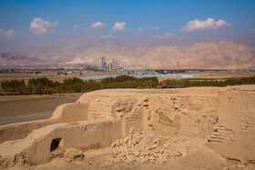 این تصویر متعلق به تپه مرکزی محوطه ازبکی است، این تپه در دهه 90 توسط یوسف مجیدزاده کاوش شد.