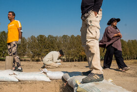 به گفته ملکزاده، این سازه معماری با چنین عظمتی را مردم عادی مادی نمیتوانستند ساخته باشند، احتمالا نهادی آن را ساخته است. ما امیدواریم در فصلهای آینده کارگاههای بعدی را باز کنیم تا پلان این ساختمان کاملا شناخته شود. اگر معبری را شناسایی کنیم و بتوانیم بافت شهری این محوطه را بازسازی کنیم، برگ جدیدی به تاریخ معماری ایران اضافه کنیم.