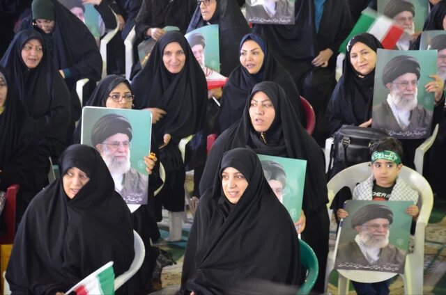 اجتماع لرستانیها در مراسم گرامیداشت حماسه ۹ دی