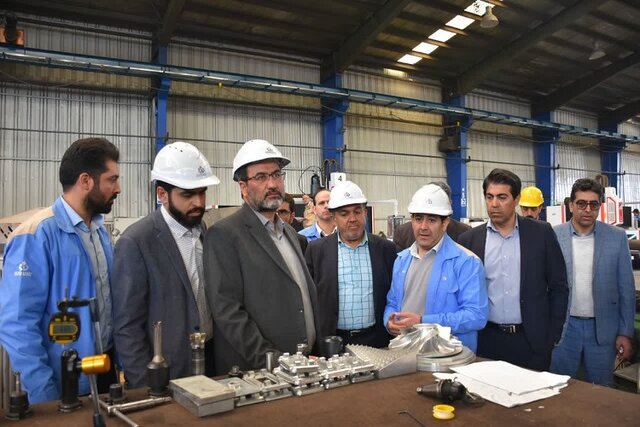 سهم بخش صنعت از اشتغال کشور برای اولین بار به ۴۱ درصد رسیده است سهم بخش صنعت از اشتغال کشور برای اولین بار به ۴۱ درصد رسیده است