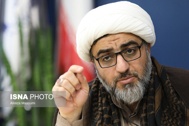 جبهه مقاومت الگویی جهانی برای ایستادگی امت اسلامی است