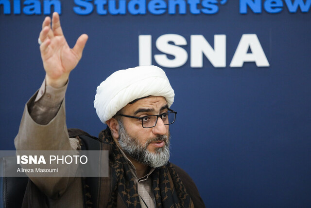 چرا بودجه فرهنگی را با کشورهای دیگر مقایسه نمیکنید؟