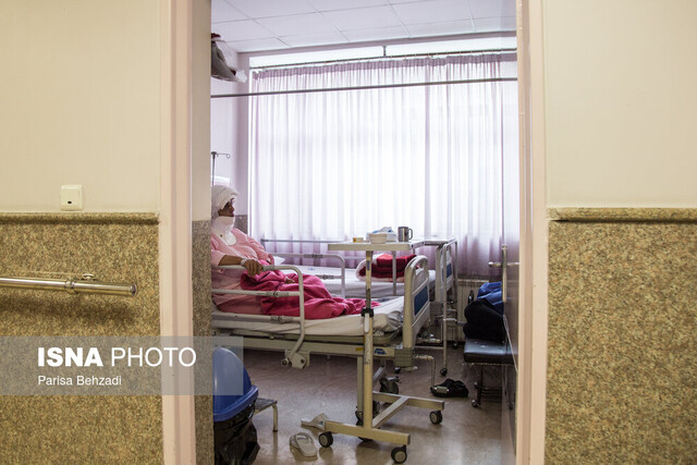 عکس تزئینی است همچنان ۱۴ مجروح حادثه تروریستی کرمان بستریاند/۷ نفرشان کودک است