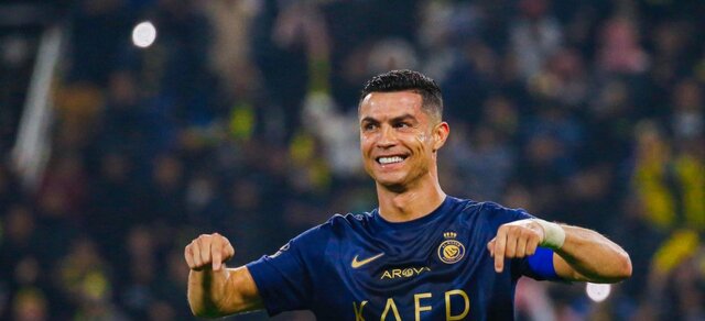 رونالدو ۱۶ سال پیش هم به الهلال باخته بود! +عکس  رونالدو ۱۶ سال پیش هم به الهلال باخته بود! +عکس