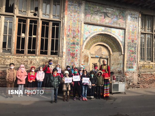 حوالی محله ی مردی که "ساغر" می دوزد