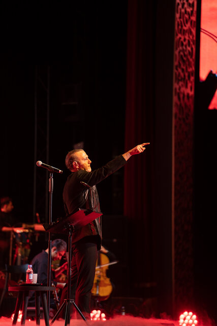 همصدایی مردم و علیرضا قربانی از «روزگار غریب»