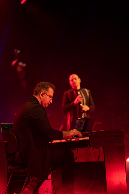 همصدایی مردم و علیرضا قربانی از «روزگار غریب»