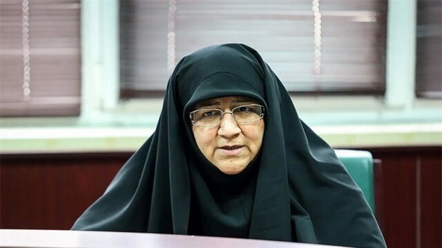 فرهنگ غربی هویت زن را نادیده میگیرد فرهنگ غربی هویت زن را نادیده میگیرد