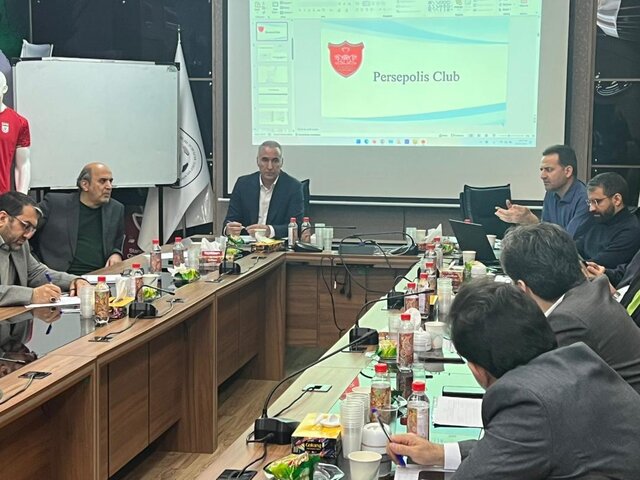 نشست مدیران استقلال و پرسپولیس با هیات بدوی و استیناف مجوز حرفهای
