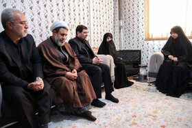 دیدار محمد مخبر معاون اول رئیس‌جمهور با خانواده شهدای حادثه تروریستی کرمان