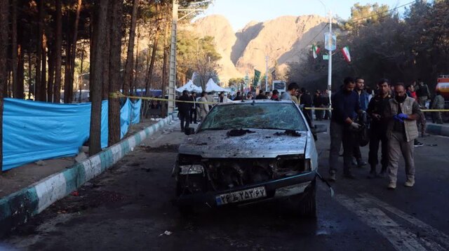 شهادت ۲۰ دانش آموز در انفجار تروریستی کرمان/ از یک خانواده ۴ دانش آموز شهید شدند شهادت ۲۰ دانش آموز در انفجار تروریستی کرمان/ از یک خانواده ۴ دانش آموز شهید شدند