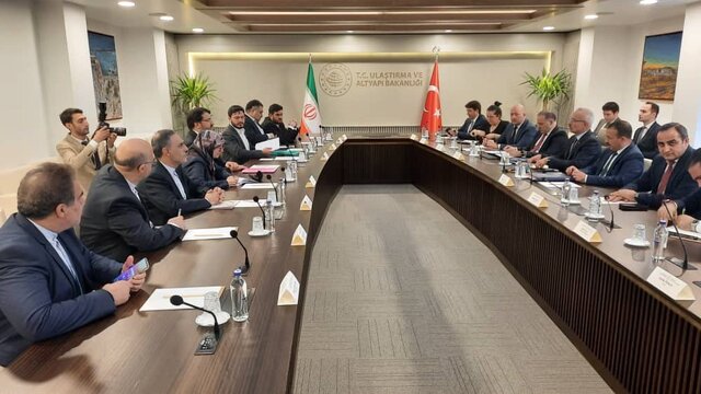 خیز ایران و ترکیه برای رسیدن به هدفگذاری تجارت ۳۰ میلیارد دلاری