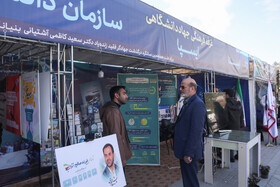 بازدید حسن مسلمی نائینی، رئیس جهاد دانشگاهی از نمایشگاه کاظمی آشتیانی در دومین روز از هجدهمین سالگرد درگذشت زنده‌یاد کاظمی آشتیانی