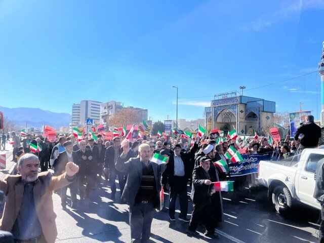 مردم اراک در محکومیت فاجعه تروریستی کرمان راهپیمایی کردند