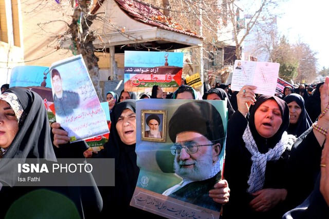 راهپیمایی مردم یاسوج در محکومیت حادثه تروریستی کرمان