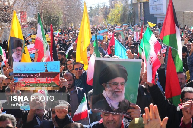 راهپیمایی مردم یاسوج در محکومیت حادثه تروریستی کرمان