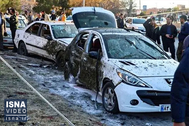 ویدیو/ اشکهای یک سرباز برای فرمانده شهیدش ویدیو/ اشکهای یک سرباز برای فرمانده شهیدش