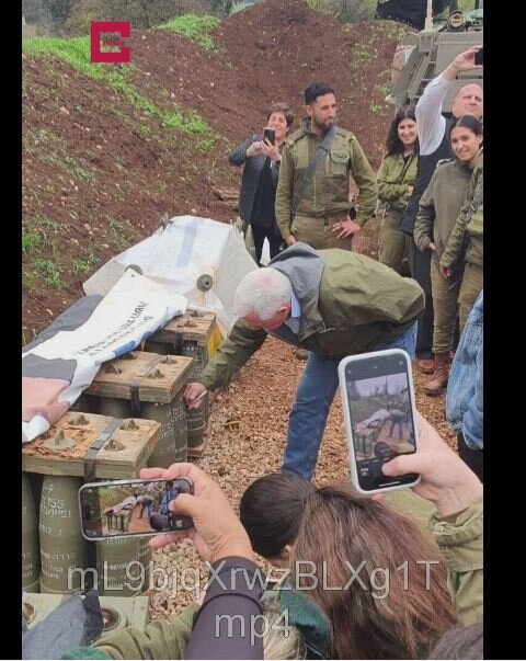 سفر مایک پنس به سرزمینهای اشغالی و دیدار با نیروهای رژیم صهیونیستی در شمال