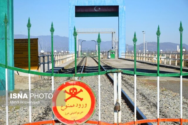 گذرگاه ریلی مشترک آستارا-آستارا بر رودخانه مرزی تصویر