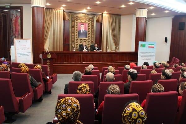 گفتوگوی زنان ایرانی و ترکمنستانی با زبان هنر