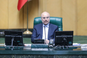 محمدباقر قالیباف رئیس مجلس در صحن علنی مجلس شورای اسلامی- ۱۷ دی