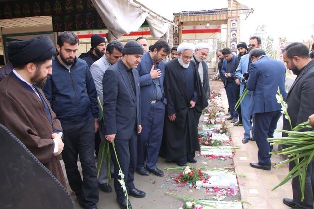 ادای احترام رئیس دیوان عالی کشور به مقام شامخ شهید سلیمانی و شهدای حادثه تروریستی کرمان