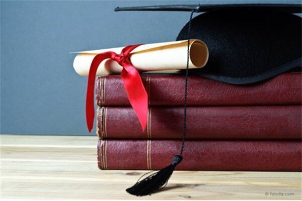 بخشداری زواره از رساله دکتری و پایان‌نامه‌های دانشگاهی حمایت می‌کند