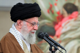 دیدار هزاران نفر از مردم قم با رهبر معظم انقلاب