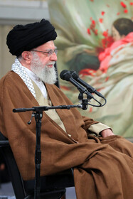 دیدار هزاران نفر از مردم قم با رهبر معظم انقلاب