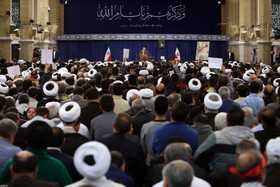 دیدار هزاران نفر از مردم قم با رهبر معظم انقلاب