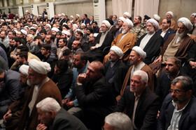 دیدار هزاران نفر از مردم قم با رهبر معظم انقلاب