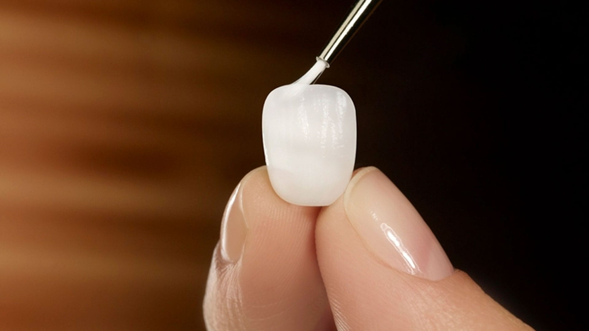 بعد از لمینت چند روز نباید مواد غذایی رنگی بخوریم؟