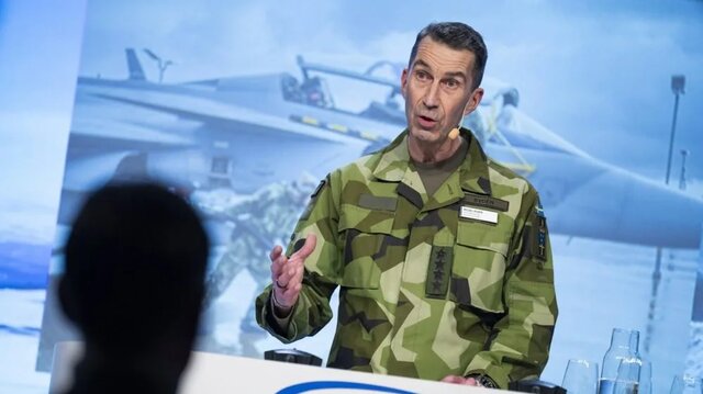 سوئد: تمام شهروندان باید برای جنگ آماده باشند