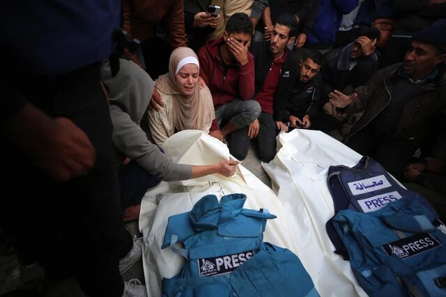 شهادت ۱۰ خبرنگار فلسطینی طی حملات ماه گذشته اشغالگران شهادت ۱۰ خبرنگار فلسطینی طی حملات ماه گذشته اشغالگران