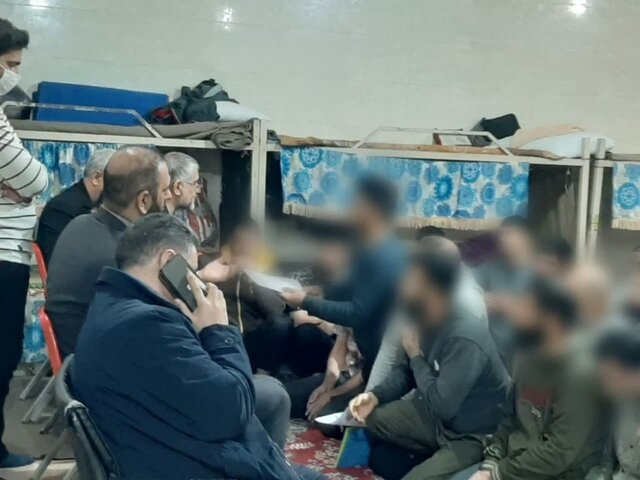اعطای ارفاقات قانونی به بیش از ۲۰ زندانی نهاوندی اعطای ارفاقات قانونی به بیش از ۲۰ زندانی نهاوندی
