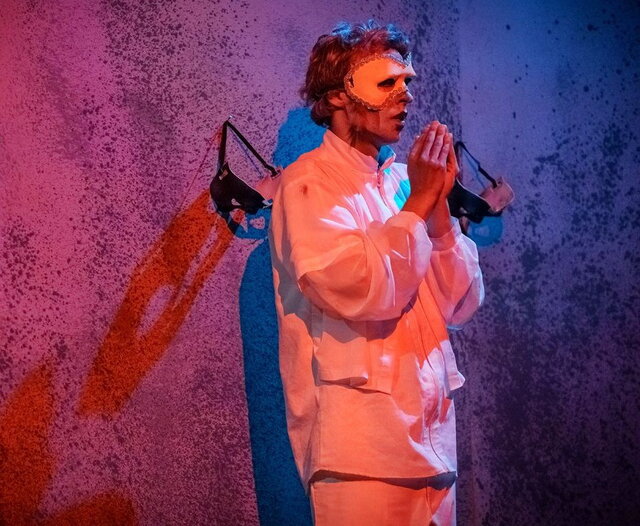 دوست دارم باز هم شعبدهبازی کنم