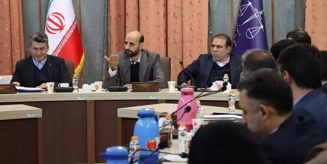 آزادی خبرنگاران بازداشتی/ختم رسیدگی به پرونده قتل داریوش مهرجویی/بازداشت ۳۵ نفر در حادثه کرمان